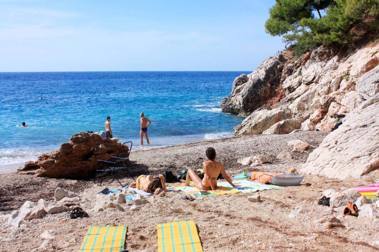 Apartments With A Parking Space Ivan Dolac, Hvar - 15784 외부 사진